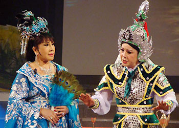 Musiques et chants traditionnels vietnamiens Musiques et chants traditionnels vietnamiens